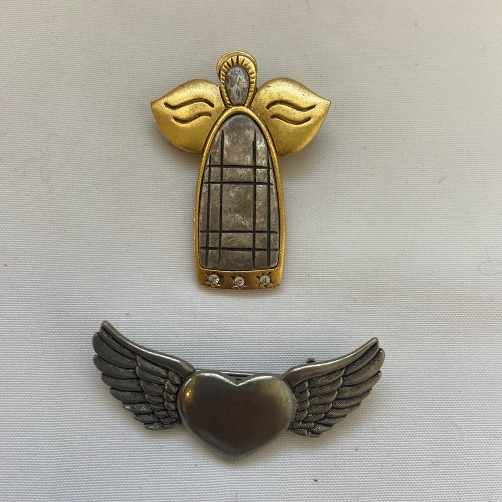 (2) Brooch bundle